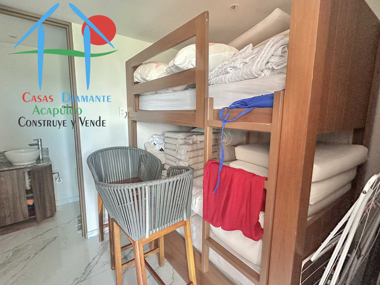 La Isla Emerald M PH - Cuarto de servicio 1